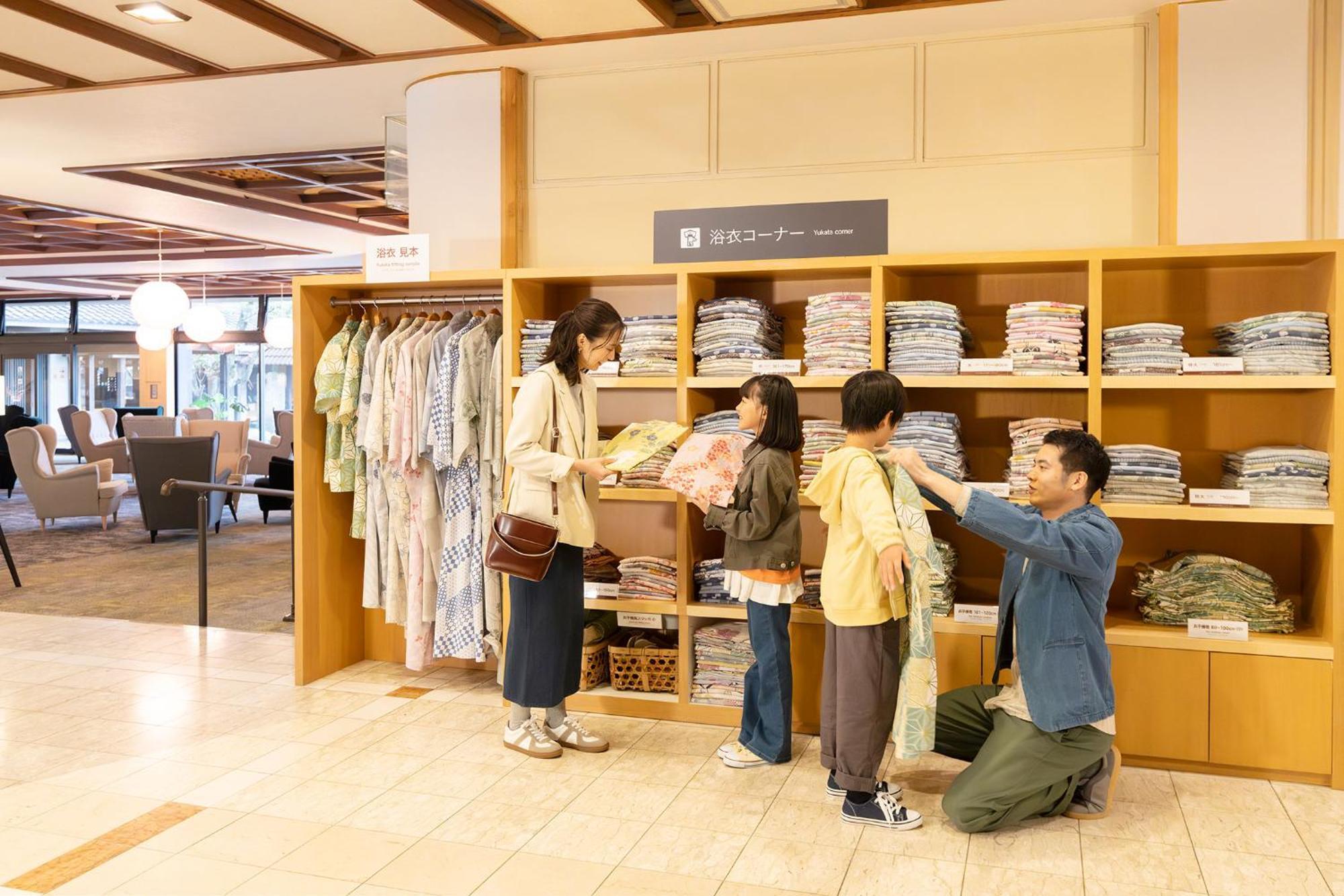 Ooedo Onsen Monogatari Premium Kaga Maruya Hotell Exteriör bild